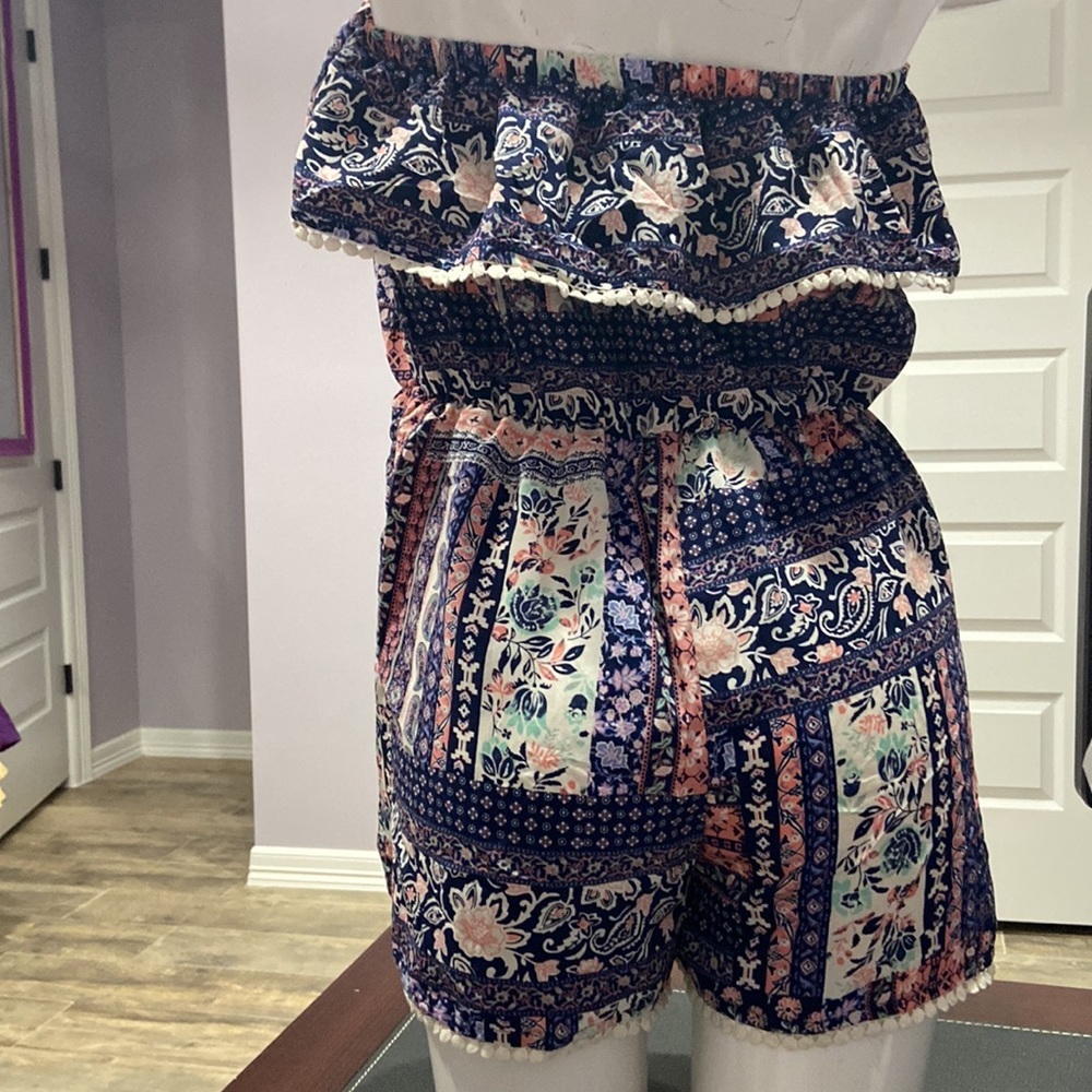 Jumpsuit - Picture 6 of 6